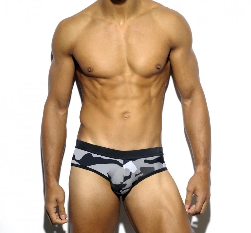 Men's Camouflage Flattering Fit Swim Briefs