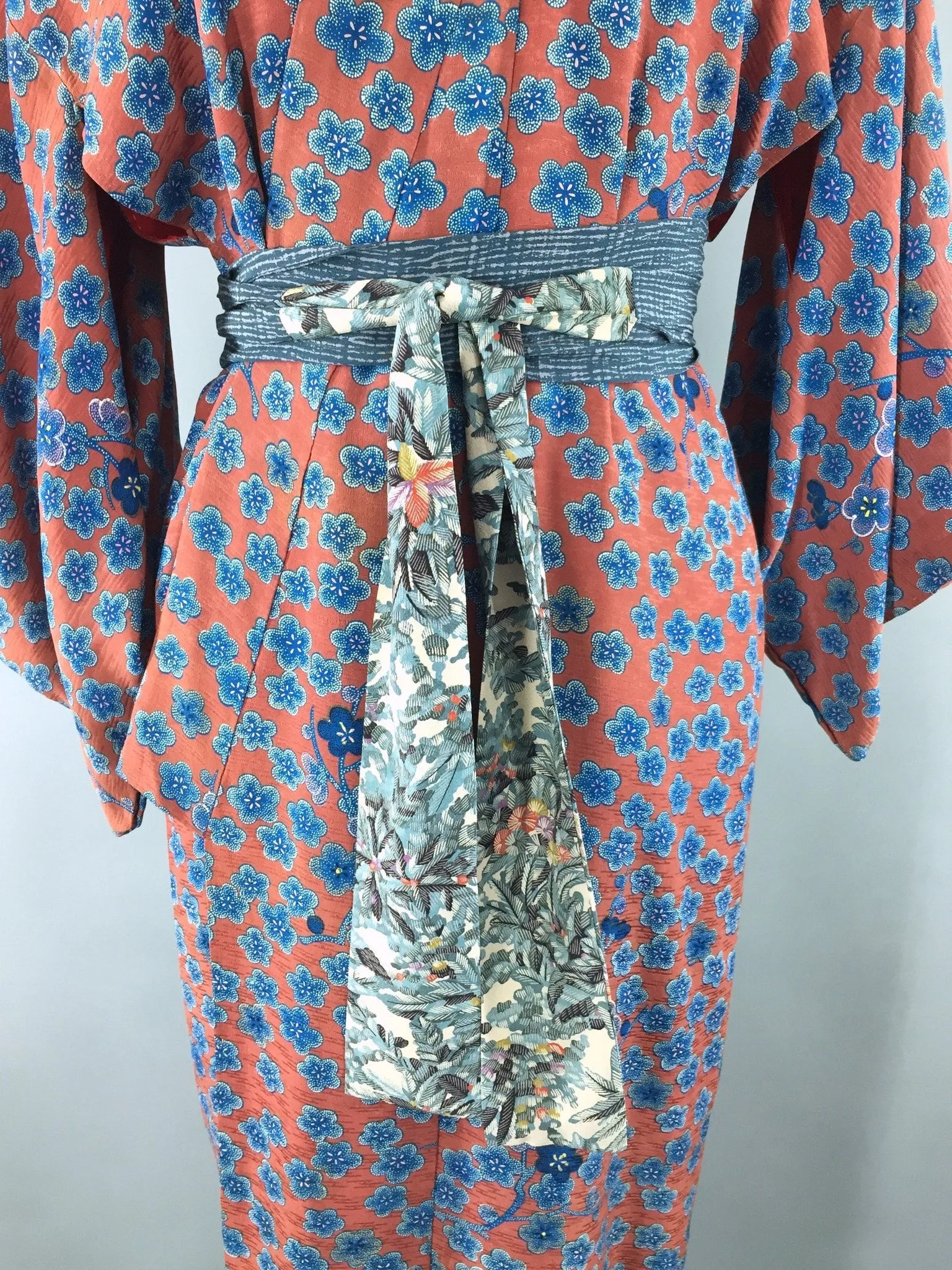 Vintage 1940s Vintage Silk Kimono Robe / Brown & Blue Floral Print
